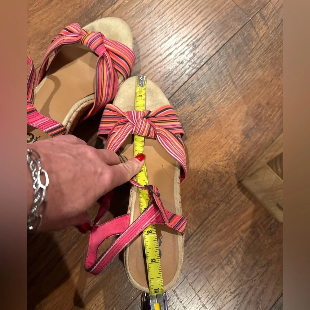 SO Women’s Wedges, Great Used Condition, See Photos for Measurements